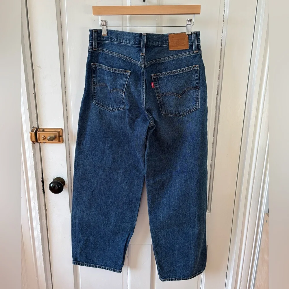 Levi’s Baggy Dad Jeans - Picture 2 of 3